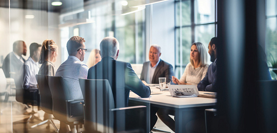 На перегретом  рынке труда появляются признаки улучшения ситуации.