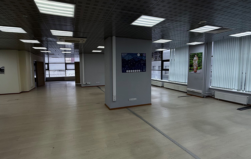 305,9, фото № 5